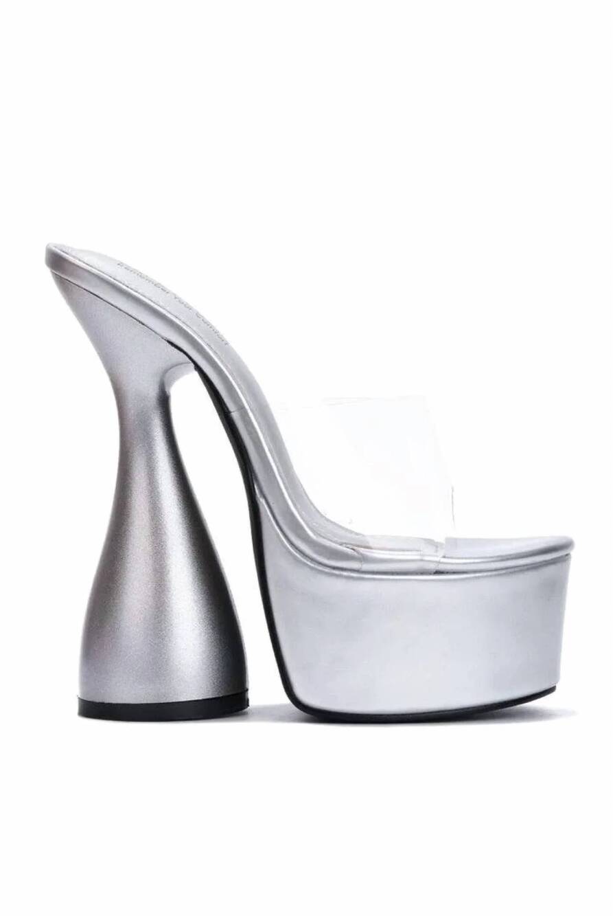NEW CAPE ROBBIN women's inji thick platform heels in silver